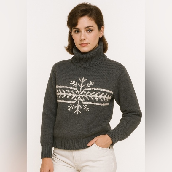 Tommy Hilfiger Sweaters - Tommy Hilfiger vintage womens cotton turtleneck snowflake sweater medium 90s